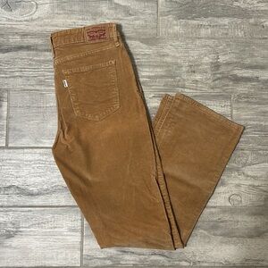 Levi’s high rise boot cute